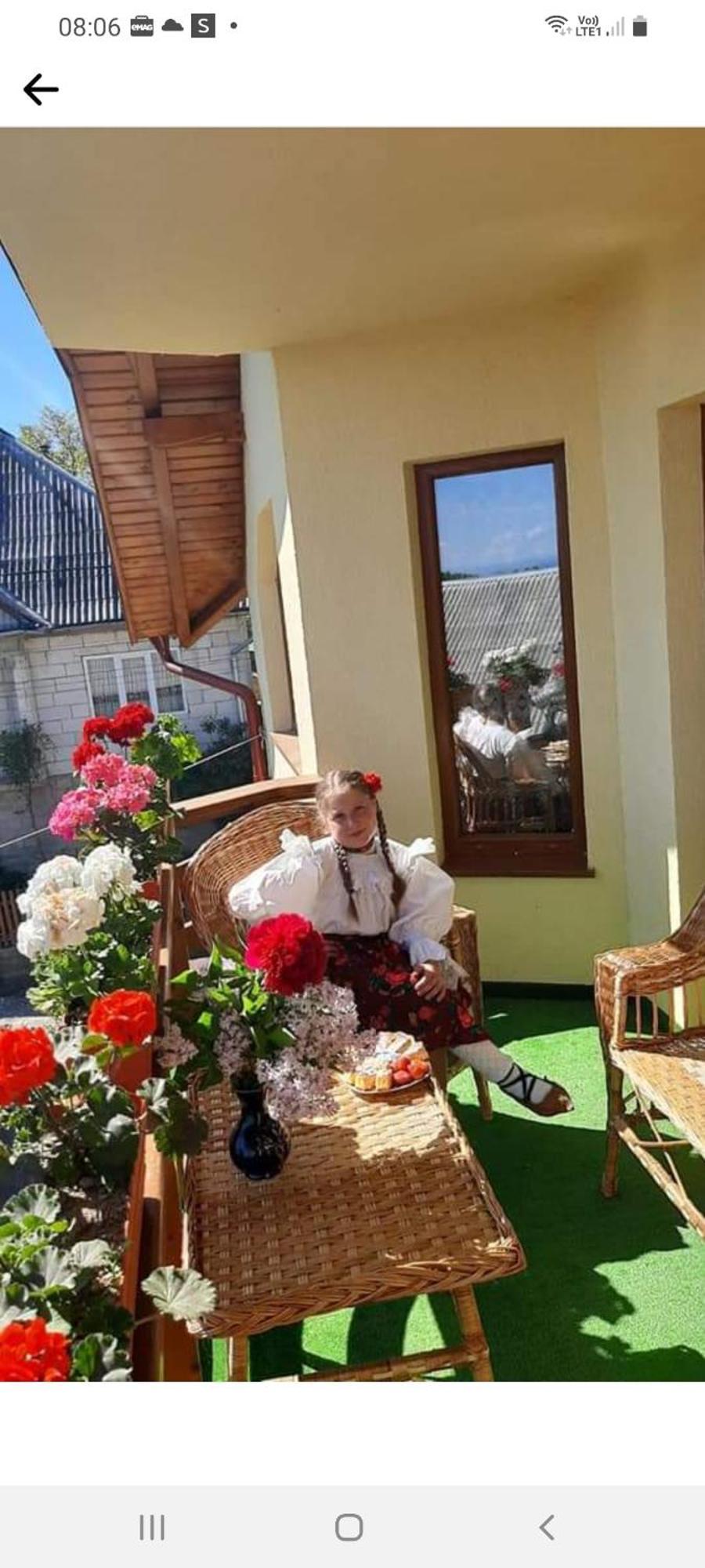 Sub Creasta Cocosului Hotel Breb Bagian luar foto